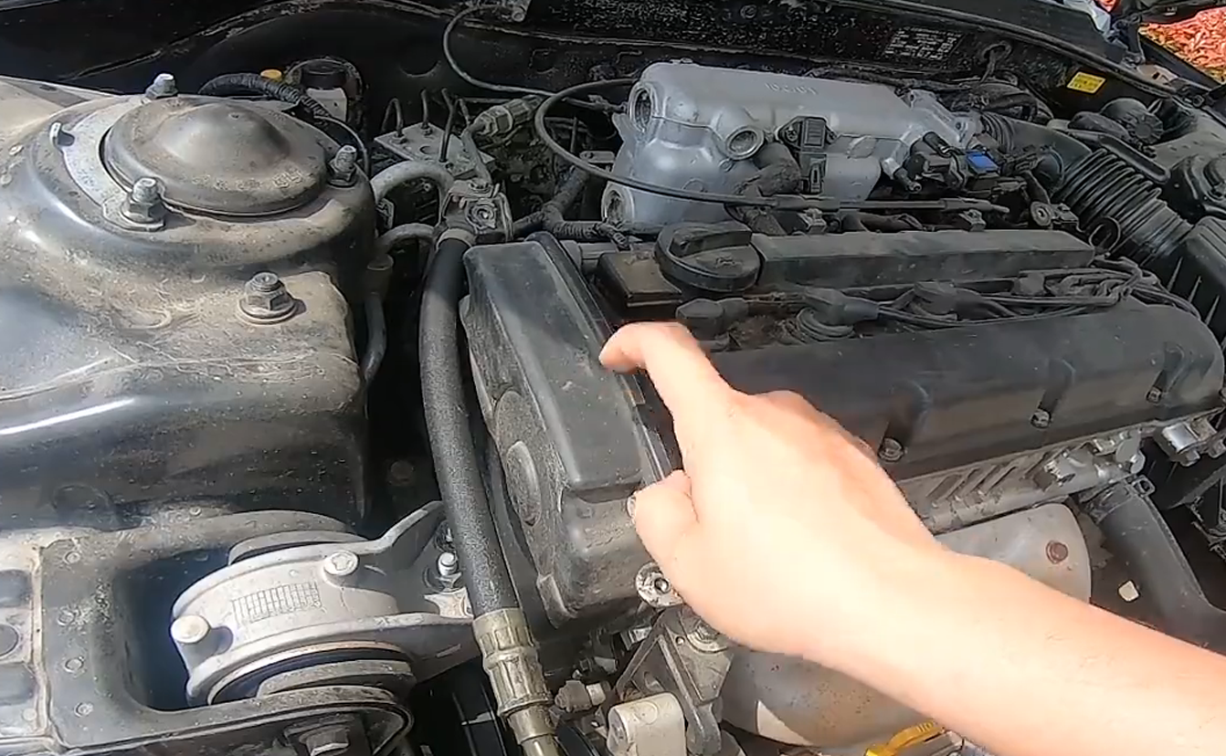 Centura de acționare de sincronizare, o componentă care poate restrânge direct motorul, când ar trebui să fie înlocuit?